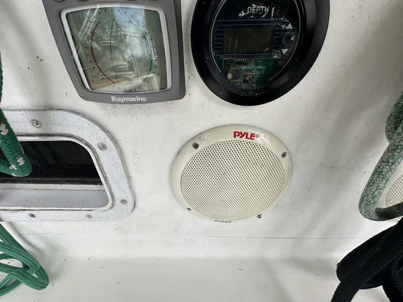 Slide: The Image of Valiant Valiant 40 1976 - 6033808