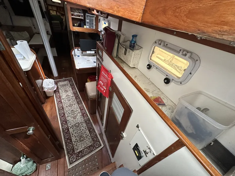 Slide: The Image of Valiant Valiant 40 1976 - 6033814