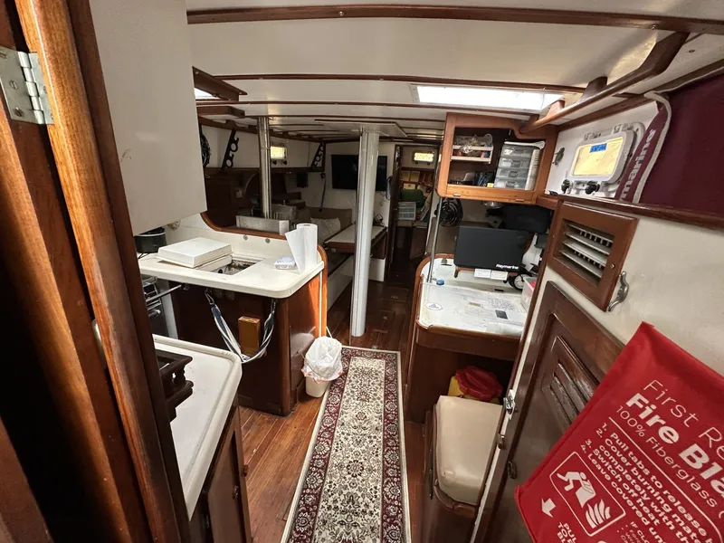 Slide: The Image of Valiant Valiant 40 1976 - 6033817