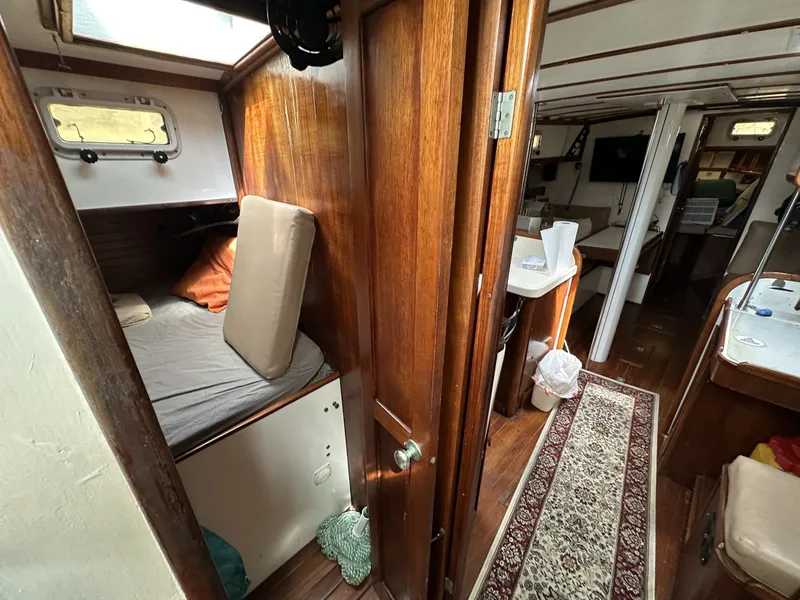 Slide: The Image of Valiant Valiant 40 1976 - 6033819