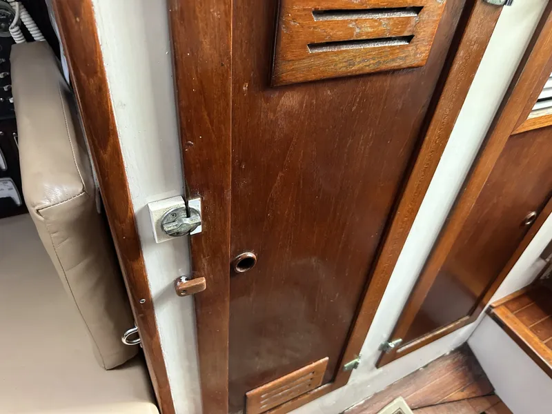 Slide: The Image of Valiant Valiant 40 1976 - 6033830