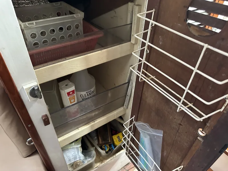 Slide: The Image of Valiant Valiant 40 1976 - 6033831