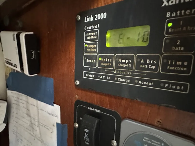 Slide: The Image of Valiant Valiant 40 1976 - 6033837