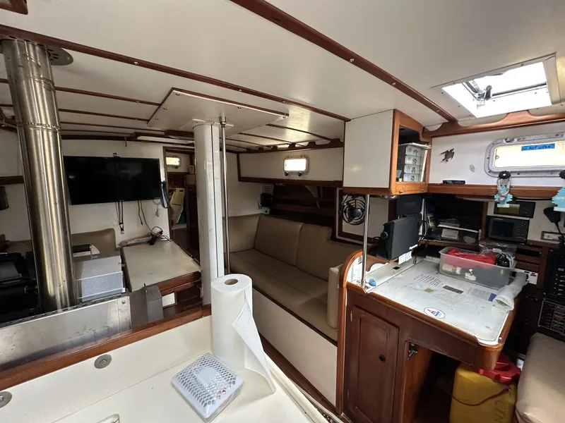 Slide: The Image of Valiant Valiant 40 1976 - 6033868