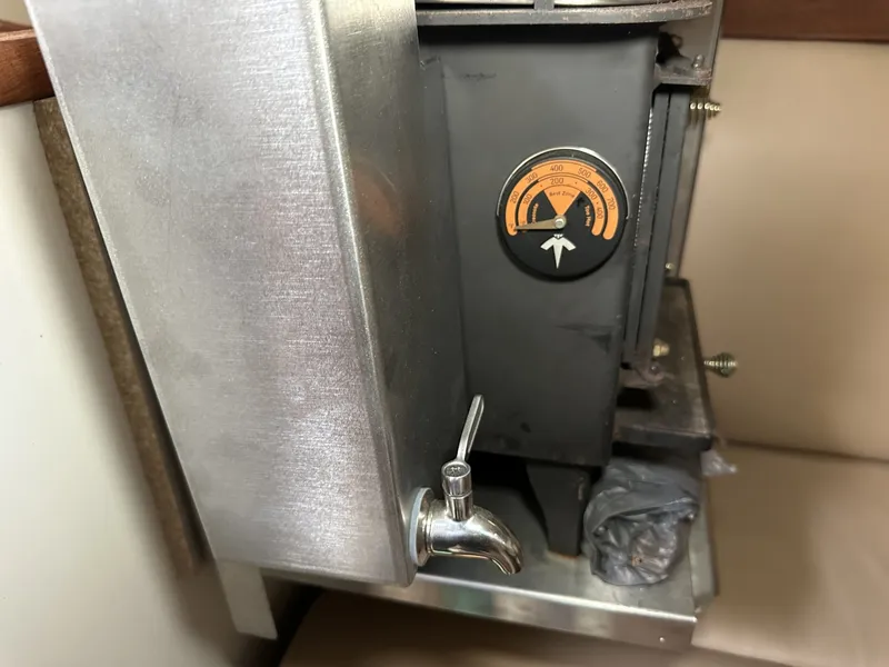 Slide: The Image of Valiant Valiant 40 1976 - 6033873