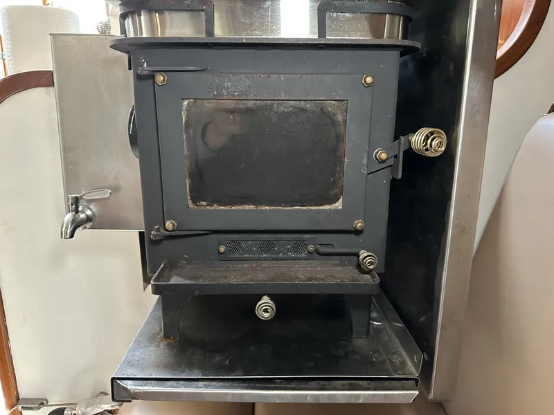 Slide: The Image of Valiant Valiant 40 1976 - 6033878