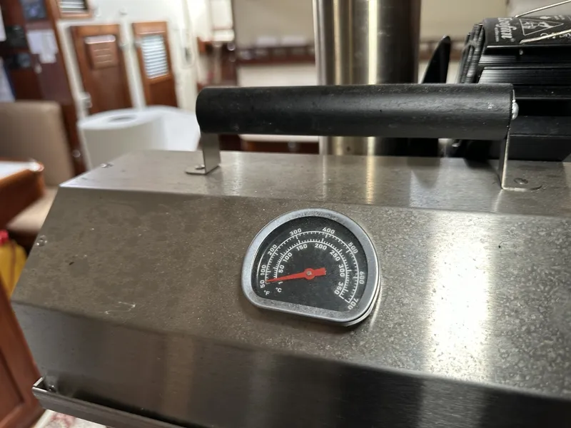 Slide: The Image of Valiant Valiant 40 1976 - 6033881