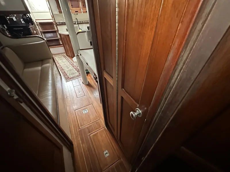 Slide: The Image of Valiant Valiant 40 1976 - 6033898