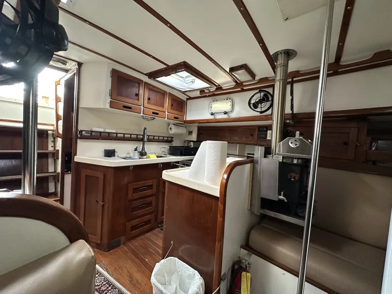 Slide: The Image of Valiant Valiant 40 1976 - 6033909