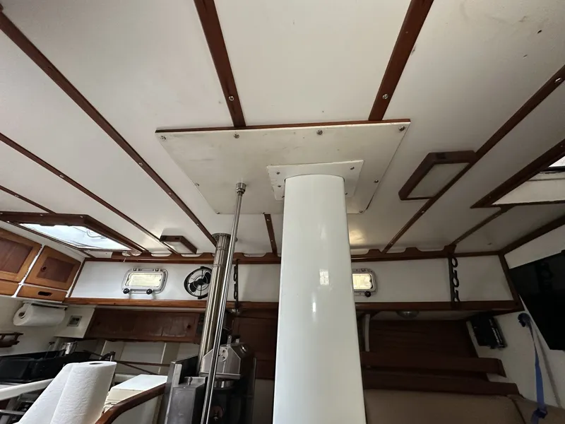 Slide: The Image of Valiant Valiant 40 1976 - 6033910