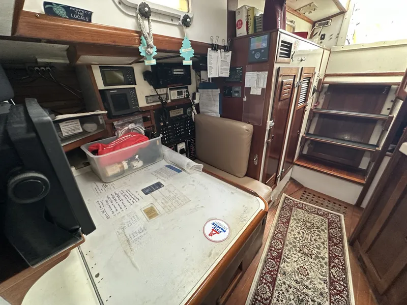 Slide: The Image of Valiant Valiant 40 1976 - 6033911