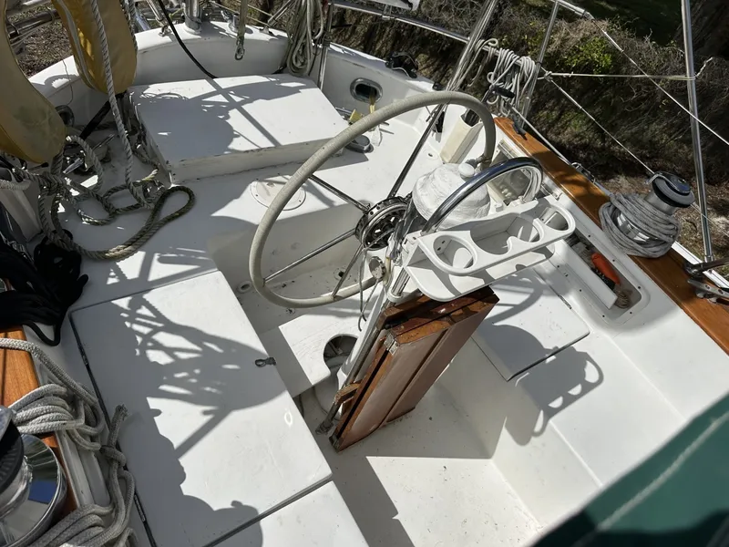 Slide: The Image of Valiant Valiant 40 1976 - 6033763