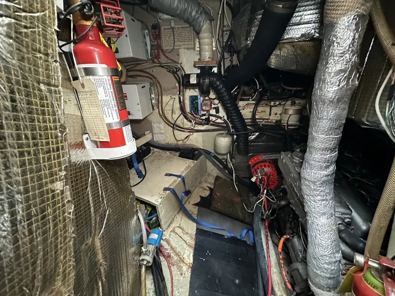 Slide: The Image of Valiant Valiant 40 1976 - 6033917