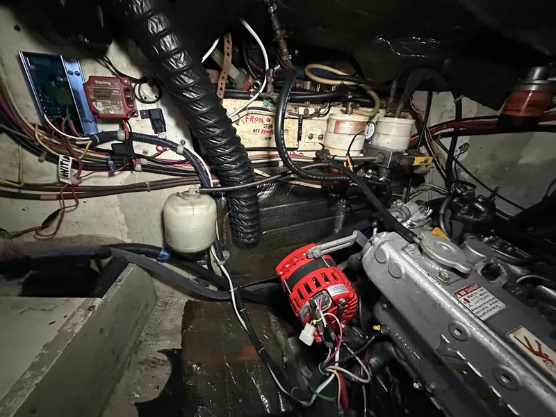 Slide: The Image of Valiant Valiant 40 1976 - 6033923