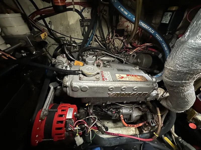 Slide: The Image of Valiant Valiant 40 1976 - 6033929