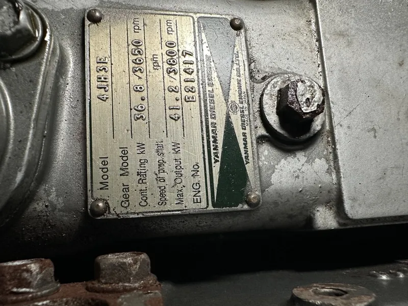 Slide: The Image of Valiant Valiant 40 1976 - 6033931