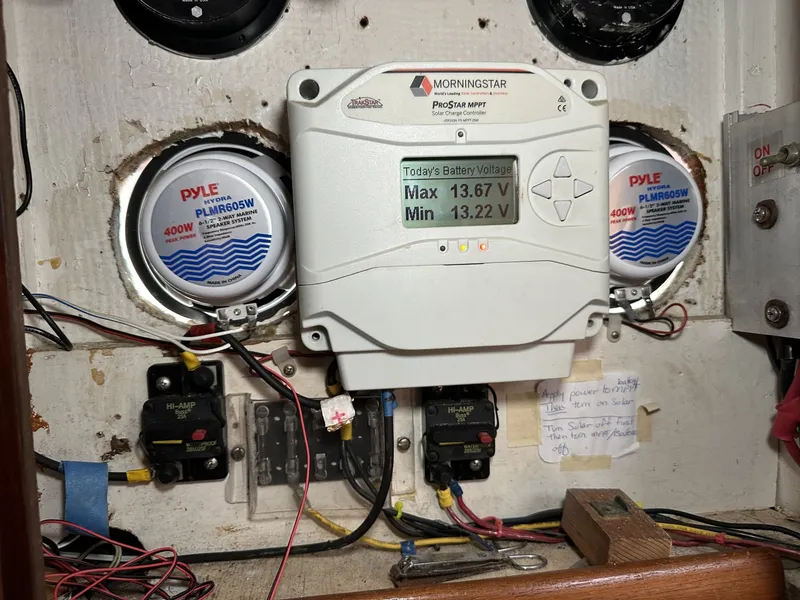 Slide: The Image of Valiant Valiant 40 1976 - 6033939