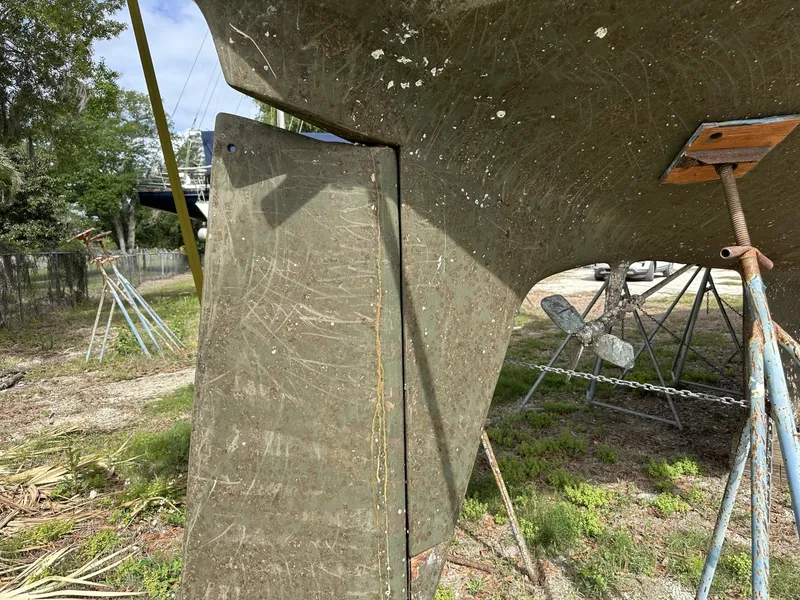 Slide: The Image of Valiant Valiant 40 1976 - 6033688