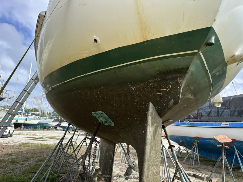 Slide: The Image of Valiant Valiant 40 1976 - 6033690