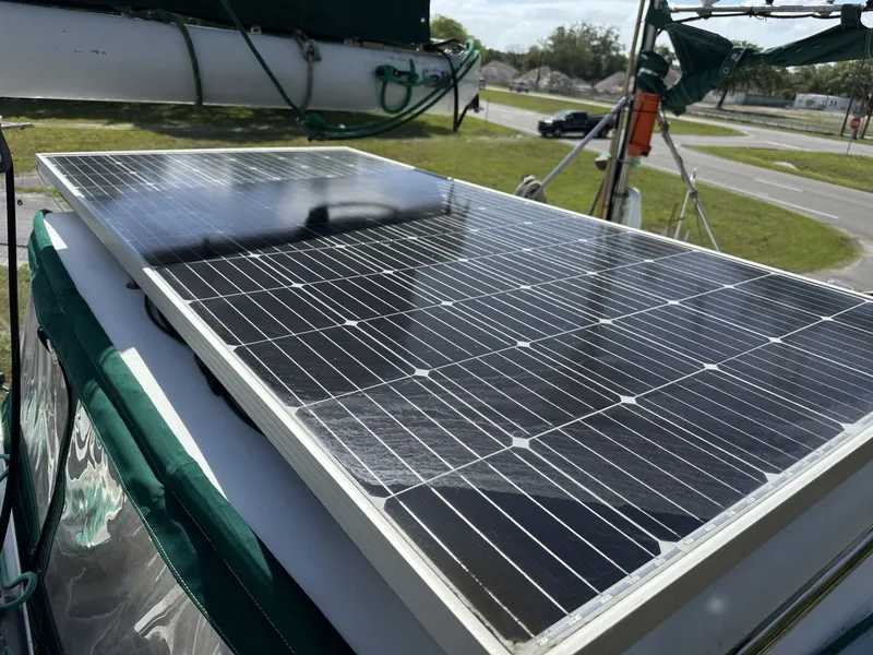 Slide: The Image of Valiant Valiant 40 1976 - 6033703