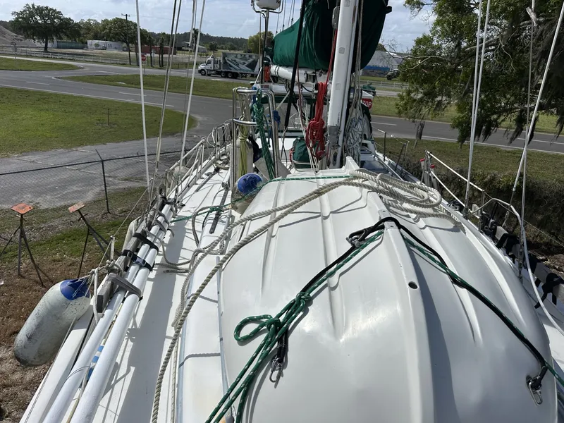 Slide: The Image of Valiant Valiant 40 1976 - 6033743