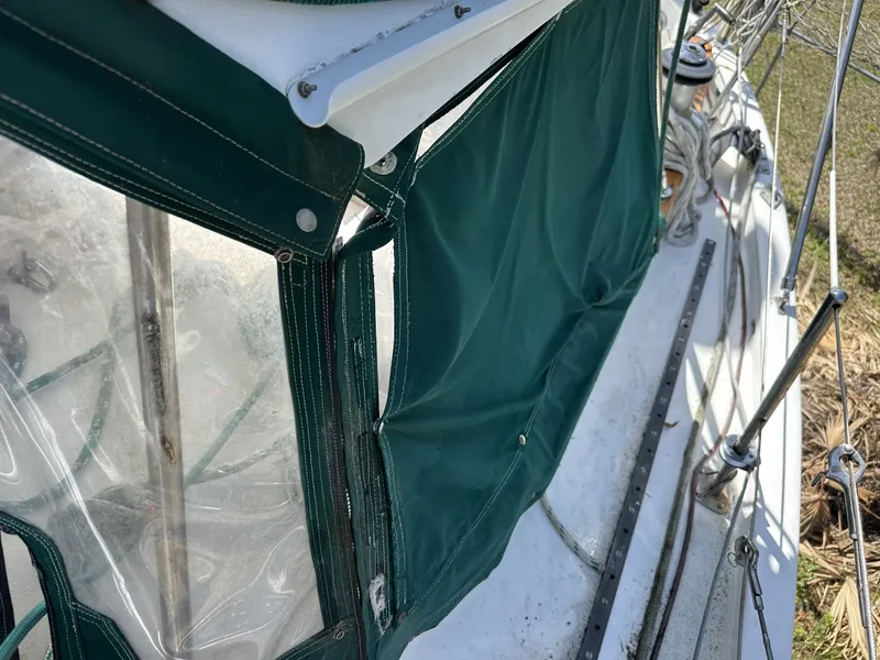 Slide: The Image of Valiant Valiant 40 1976 - 6033707