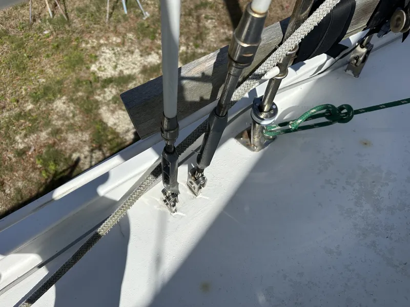 Slide: The Image of Valiant Valiant 40 1976 - 6033711