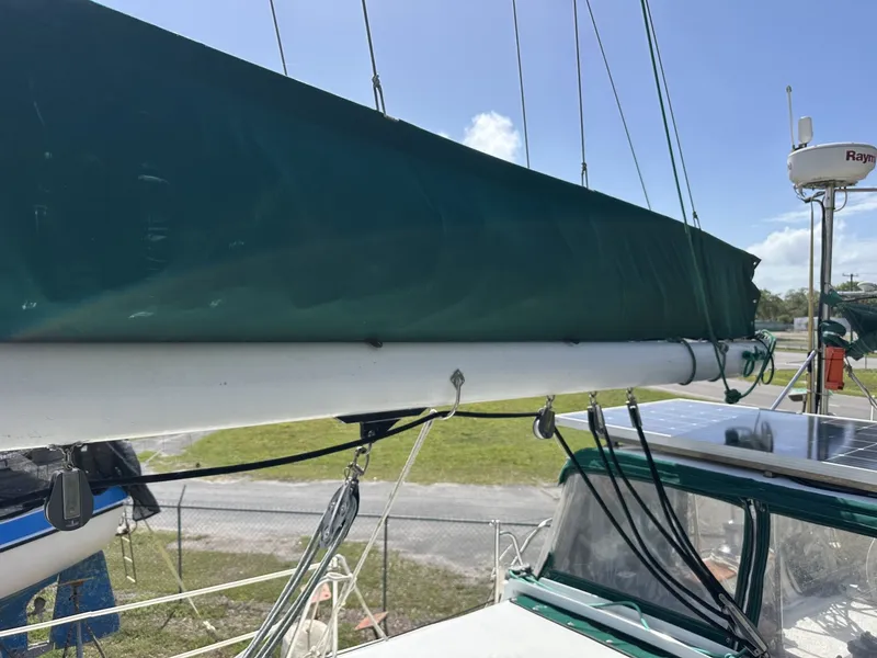 Slide: The Image of Valiant Valiant 40 1976 - 6033716