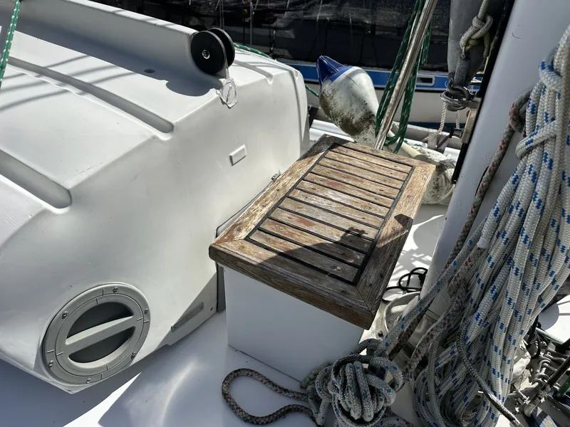 Slide: The Image of Valiant Valiant 40 1976 - 6033721