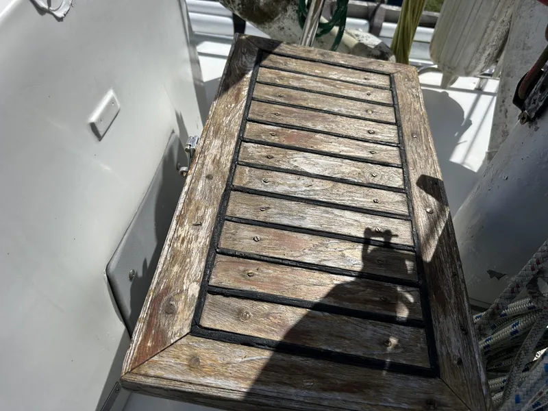 Slide: The Image of Valiant Valiant 40 1976 - 6033723