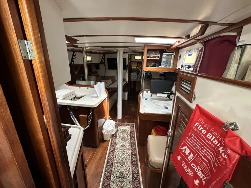 Slide: The Image of Valiant Valiant 40 1976 - 6033818