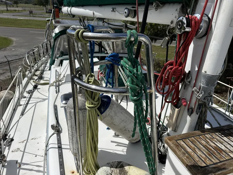 Slide: The Image of Valiant Valiant 40 1976 - 6033750