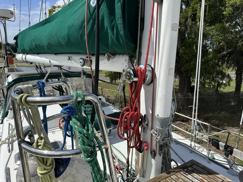 Slide: The Image of Valiant Valiant 40 1976 - 6033751