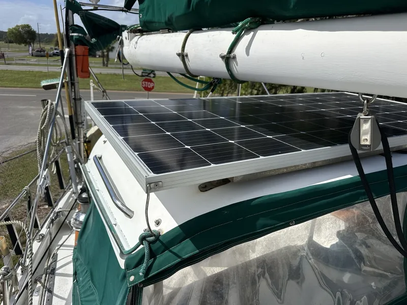 Slide: The Image of Valiant Valiant 40 1976 - 6033760