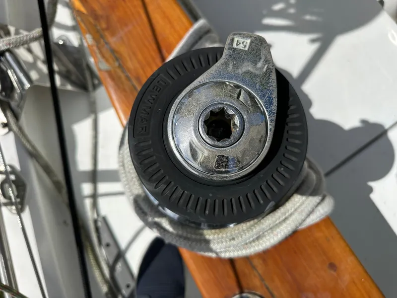 Slide: The Image of Valiant Valiant 40 1976 - 6033764