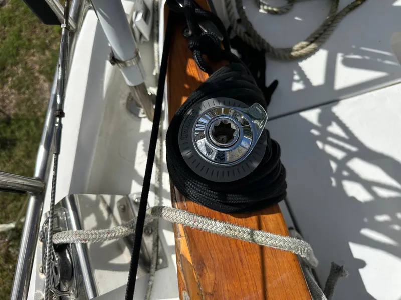 Slide: The Image of Valiant Valiant 40 1976 - 6033765