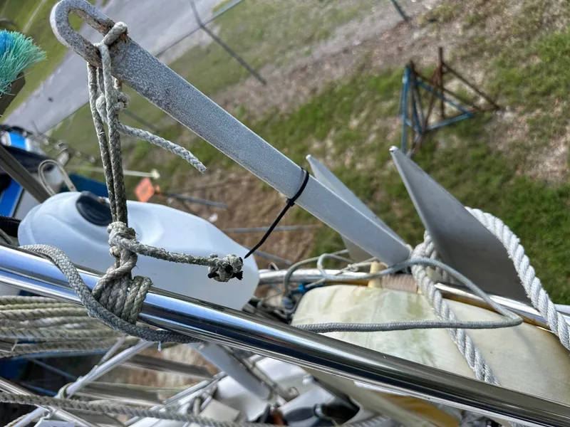 Slide: The Image of Valiant Valiant 40 1976 - 6033772