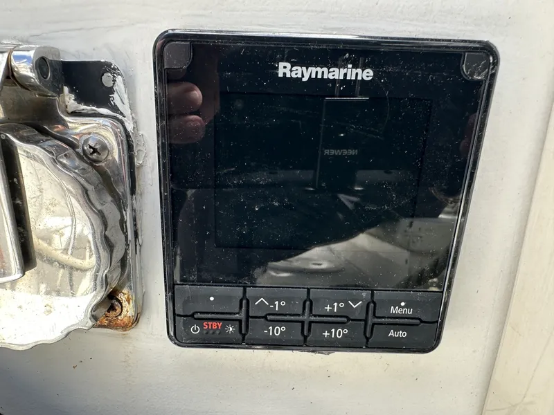 Slide: The Image of Valiant Valiant 40 1976 - 6033779