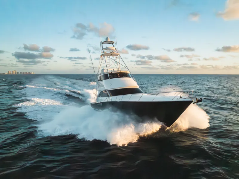 Slide: The Image of Viking 70 CV ENCLOSED BRIDGE 2015 - 6003512