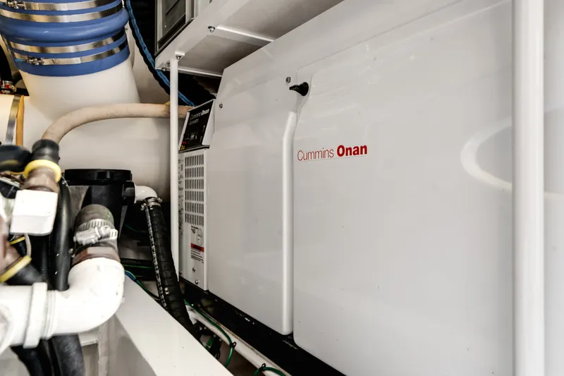 Slide: The Image of Viking 70 CV ENCLOSED BRIDGE 2015 - 6003579