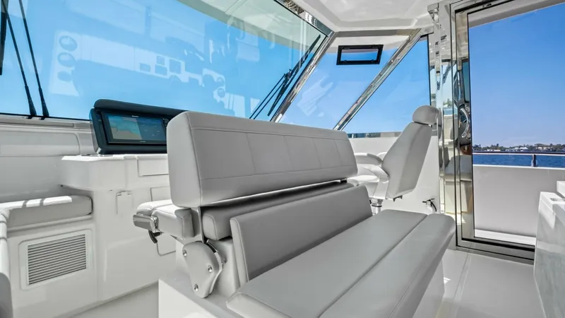 Slide: The Image of 2022 54 Aquila Powercat 'Remarkable I' - 6613576