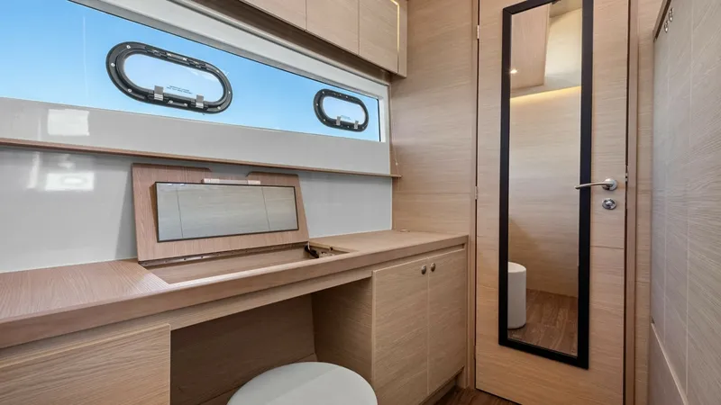 Slide: The Image of 2022 54 Aquila Powercat 'Remarkable I' - 6613553