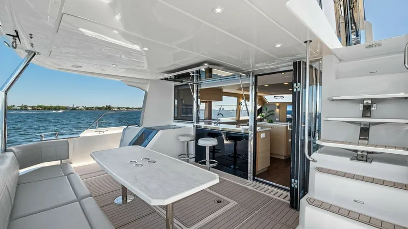 Slide: The Image of 2022 54 Aquila Powercat 'Remarkable I' Cockpit - 6613534
