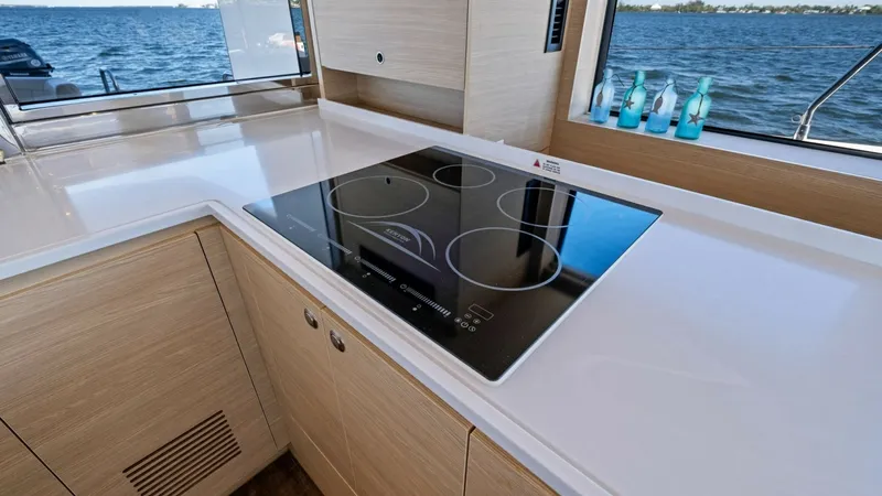 Slide: The Image of 2022 54 Aquila Powercat 'Remarkable I' - 6613544