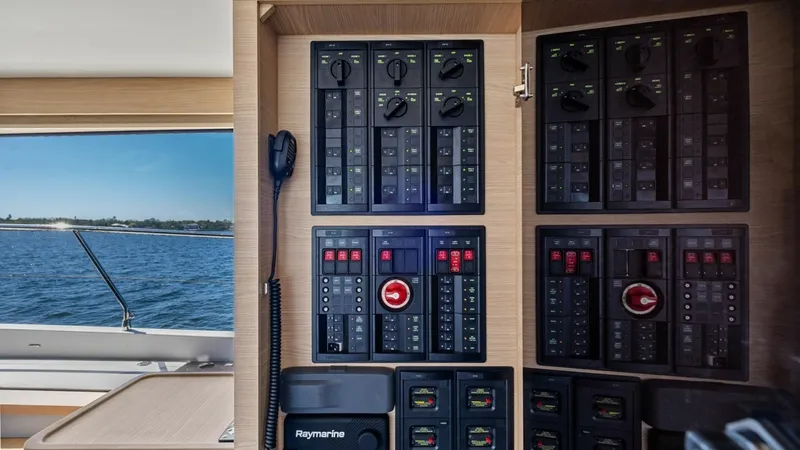 Slide: The Image of 2022 54 Aquila Powercat 'Remarkable I' - 6613548