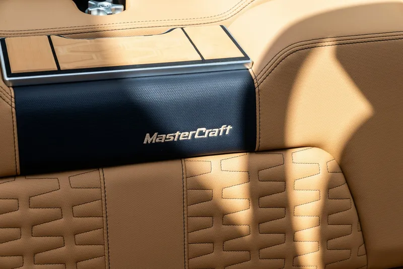 Slide: The Image of Mastercraft X24 2024 - 6047811
