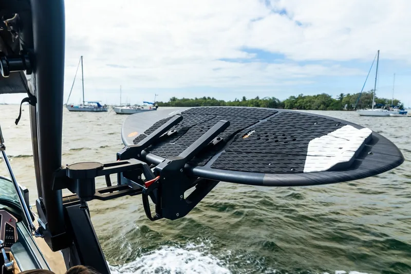 Slide: The Image of Mastercraft X24 2024 - 6047814