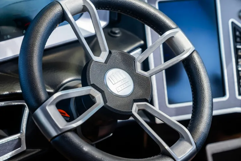 Slide: The Image of Mastercraft X24 2024 - 6047820