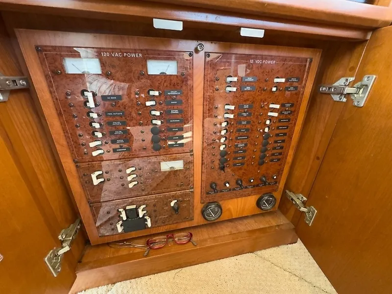 Slide: The Image of 0005610153 - 6004527