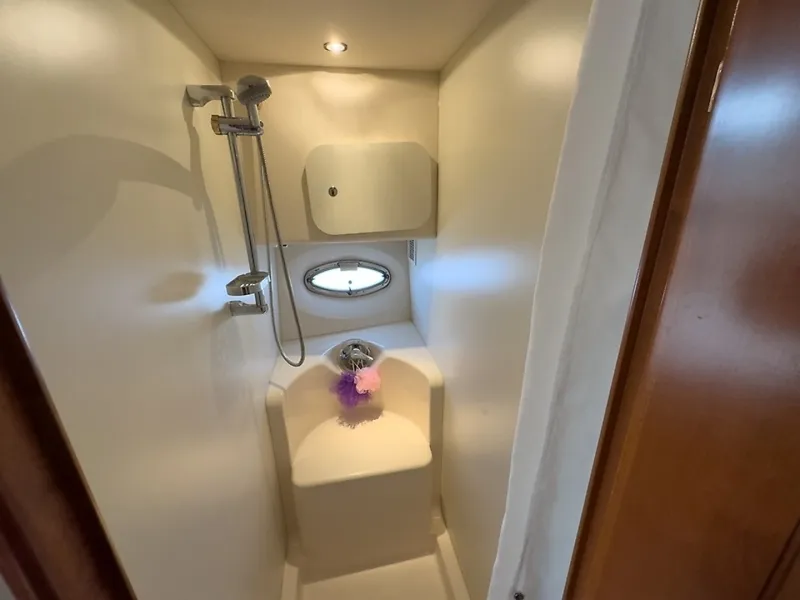 Slide: The Image of 0005610111 - 6004541